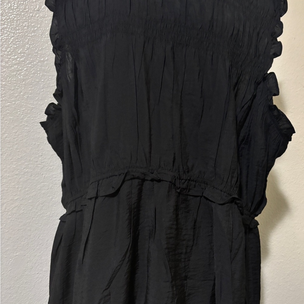 NWT Black Ruffle Smocked Bodice Top - Picture 3 of 4